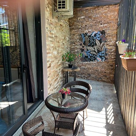 Hotel Livin Tbilisi Exterior foto