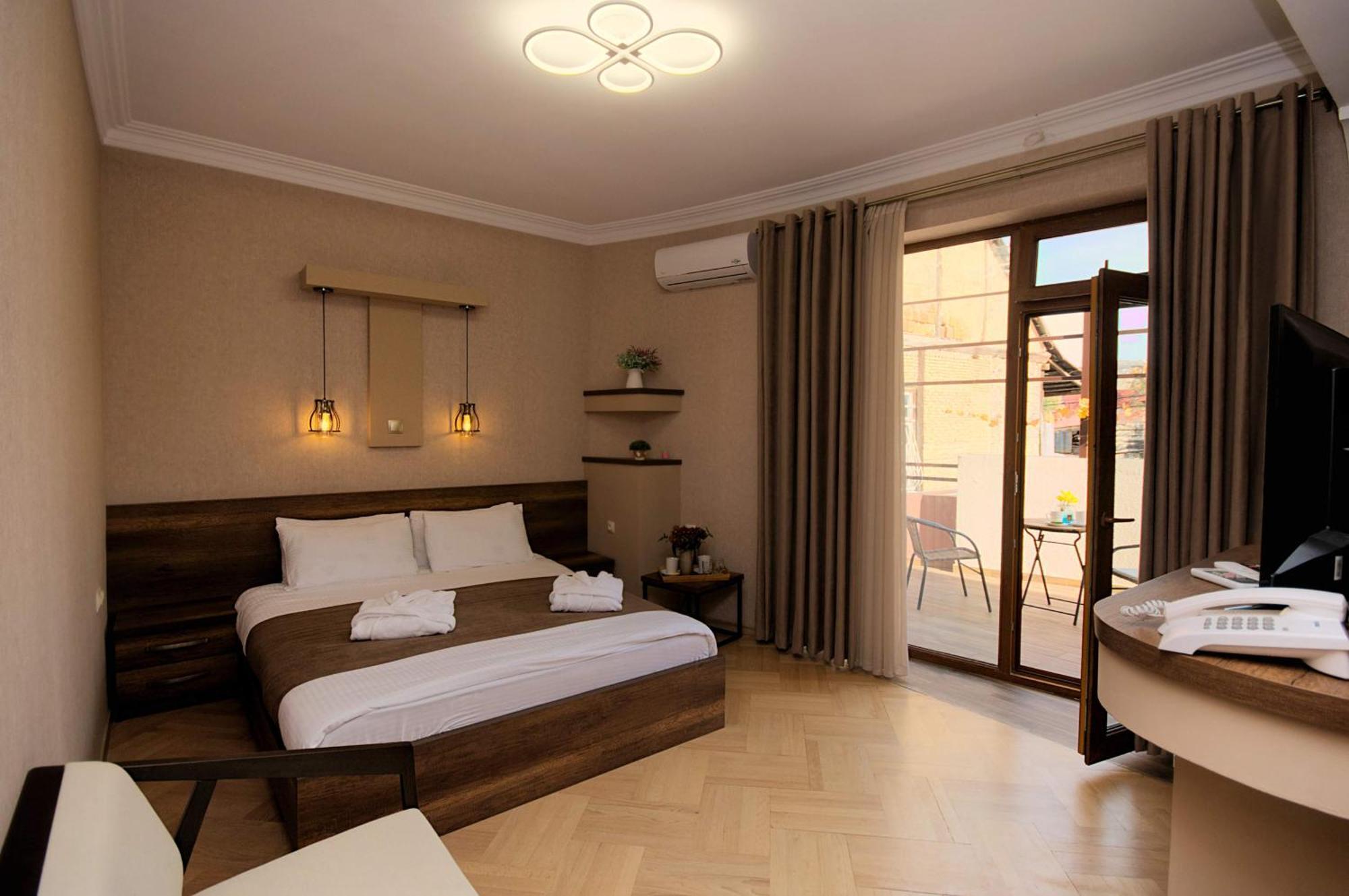 Hotel Livin Tbilisi Exterior foto